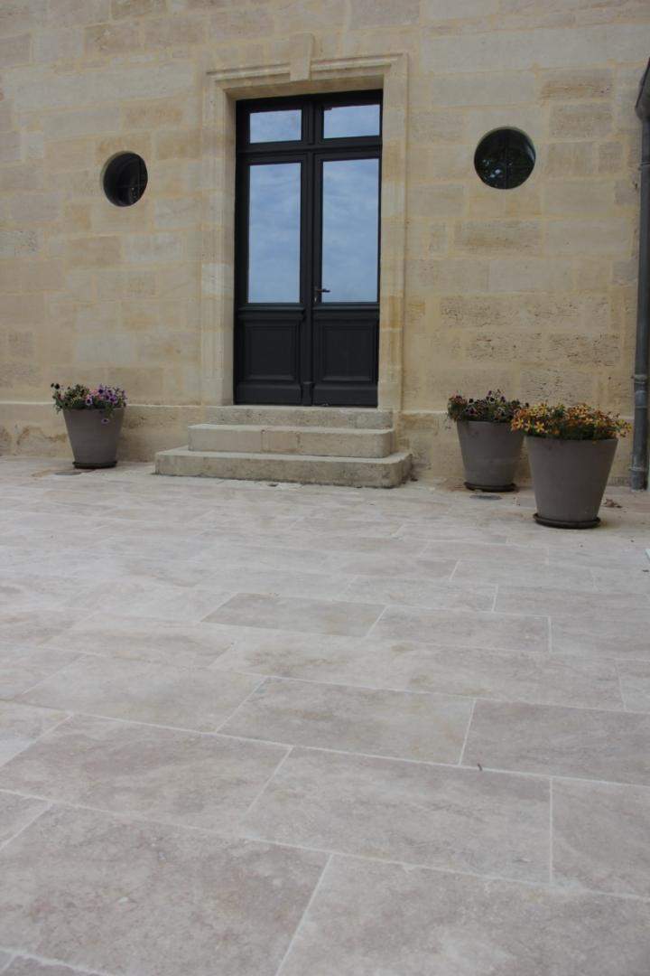 Cours et façades bien faits Coutras